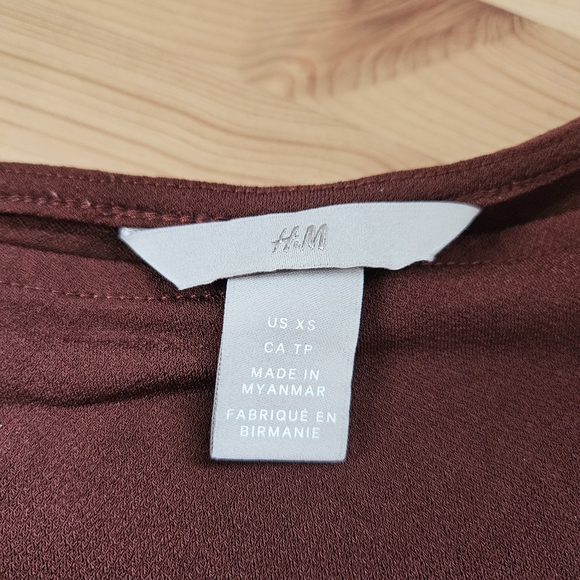 H&M Rust Puff Sleeve Blouse - Picture 3 of 5